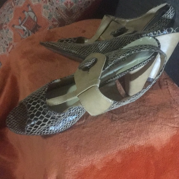 Shoes - Picture 3 of 3